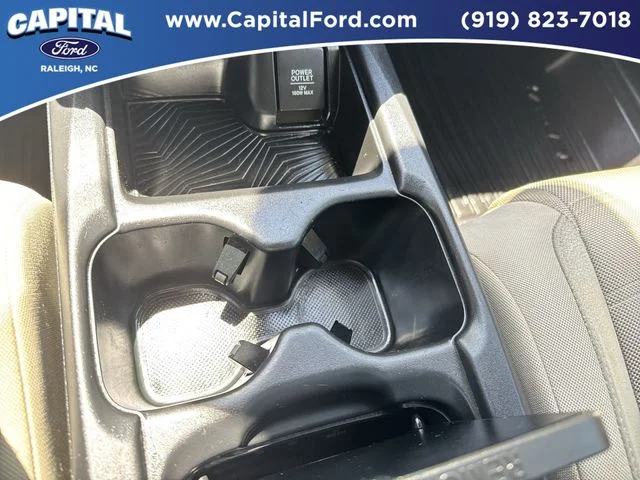Used 2019  Honda EX image 32