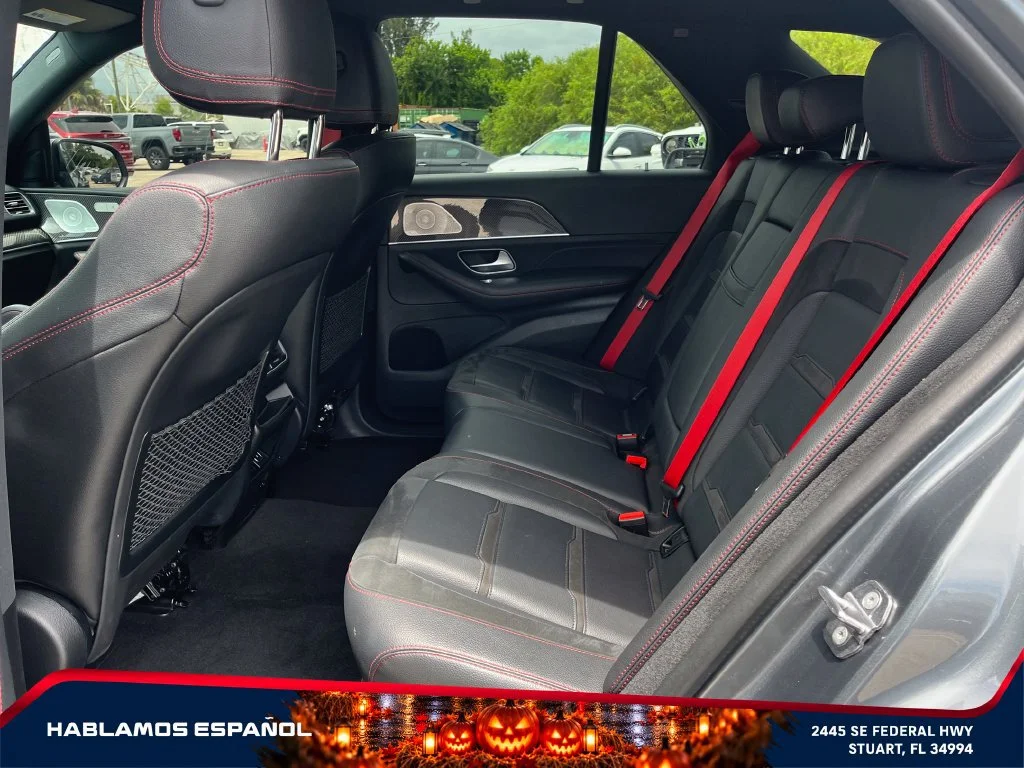 Used 2021 Gray Mercedes-Benz 4MATIC® image 11