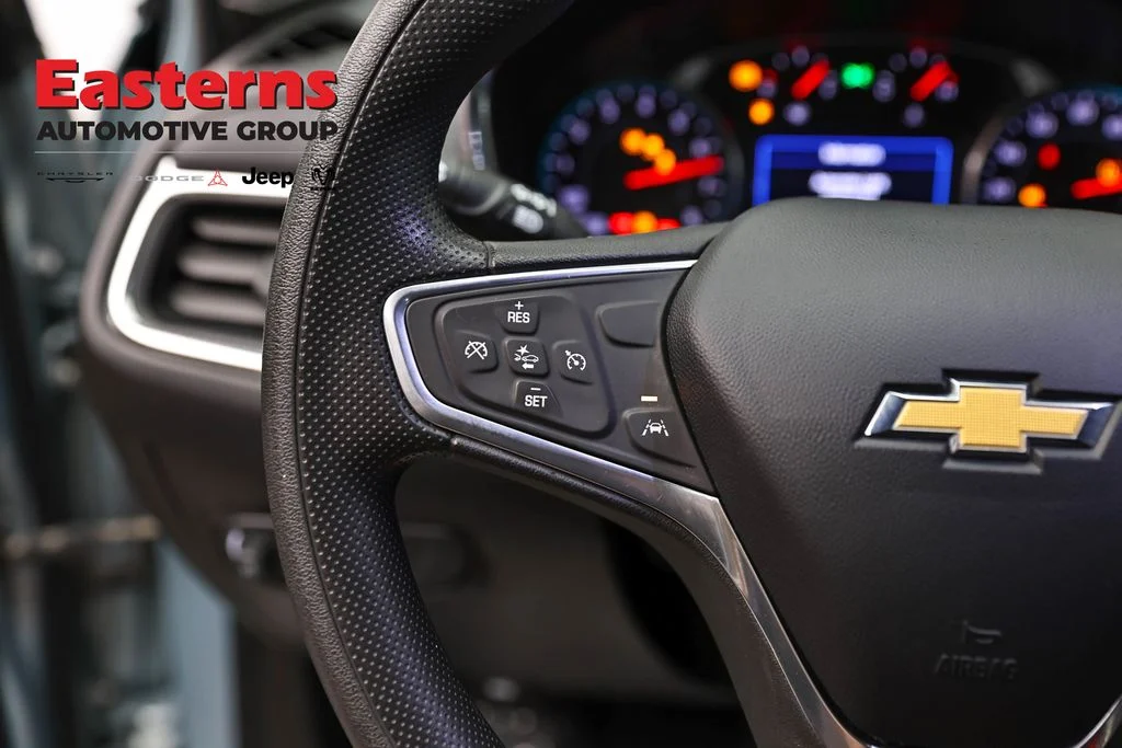Used 2022 Blue Chevrolet LT image 15