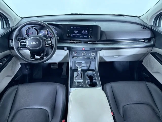 Used 2023 SNOW WHITE PEARL Kia LX image 19