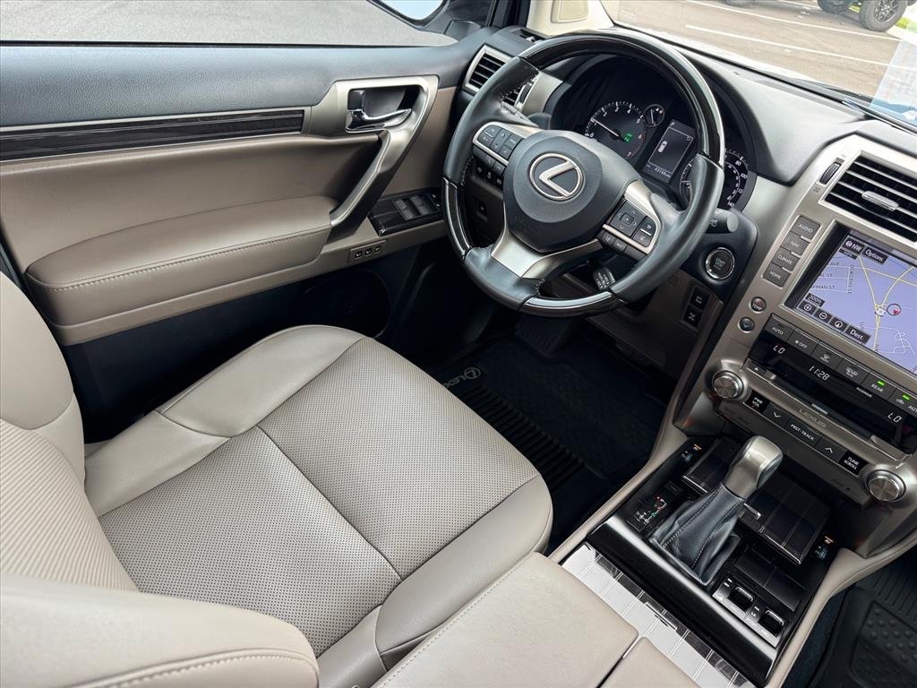 Used 2021 Starfire Pearl Lexus 460 Premium image 12