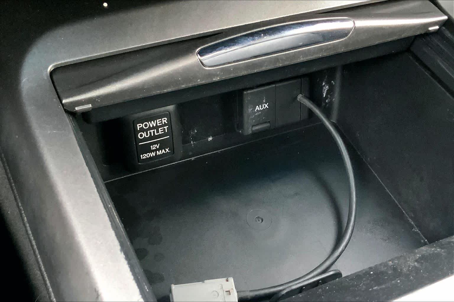 Used 2013 Crystal Black Pearl Acura Tech Pkg image 33