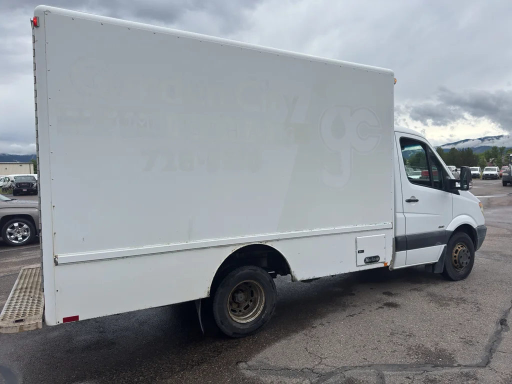 Used 2012 White Freightliner Base image 3