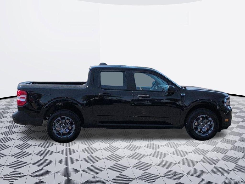 New 2026 Black Ford XLT image 6