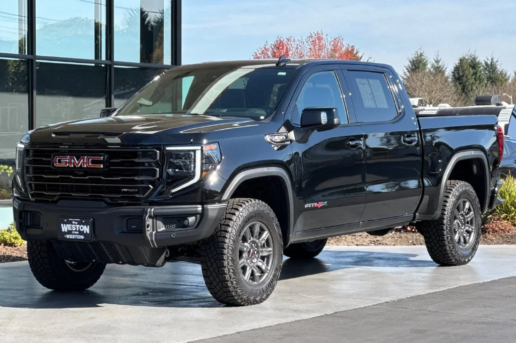 2026 GMC Sierra 1500 AT4X - Photo 8