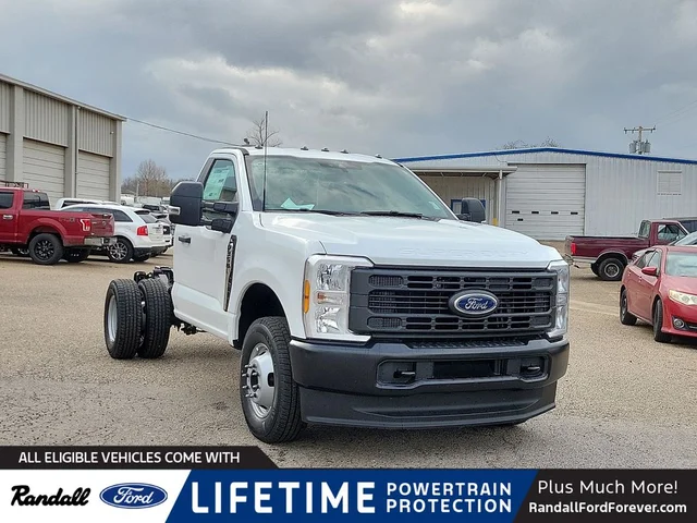 2026 Ford Chassis Cab