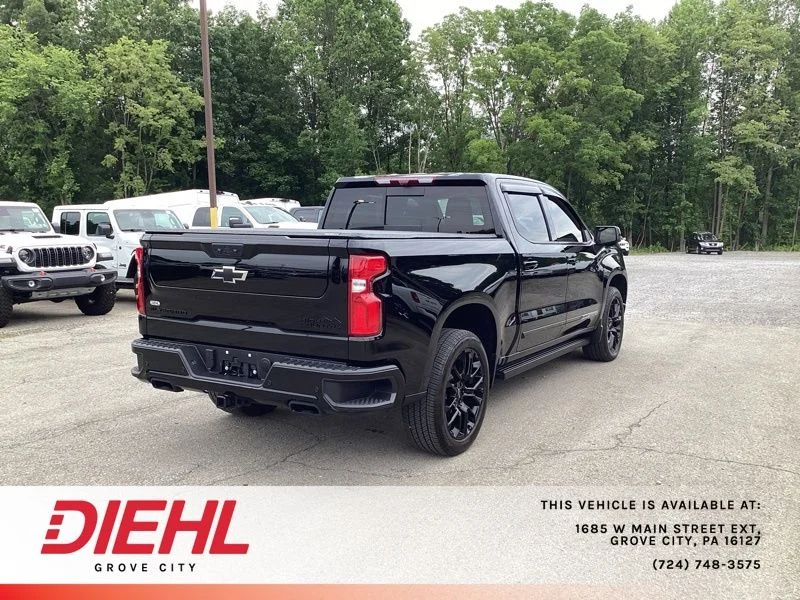 Used 2025 Black Chevrolet High Country image 7