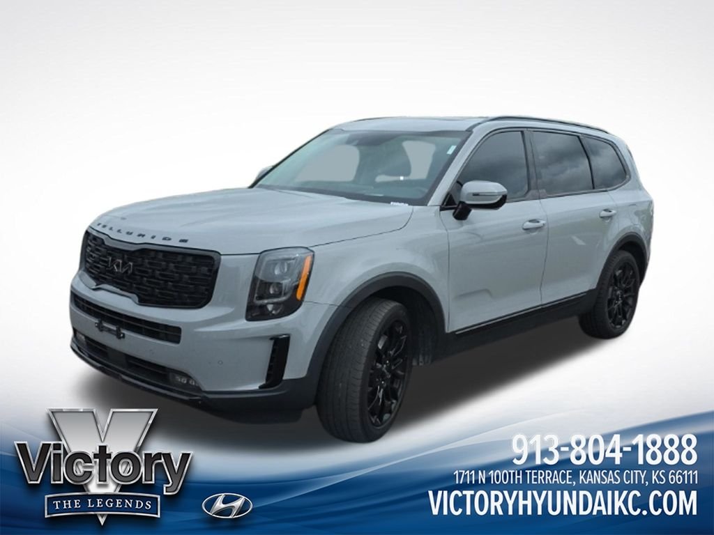 Used 2022 Gray Kia SX image 1