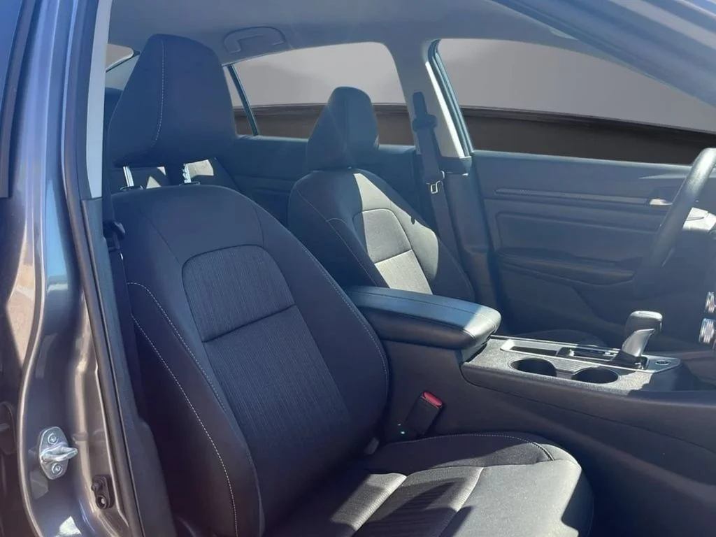 2025 Nissan Altima SV - Photo 21
