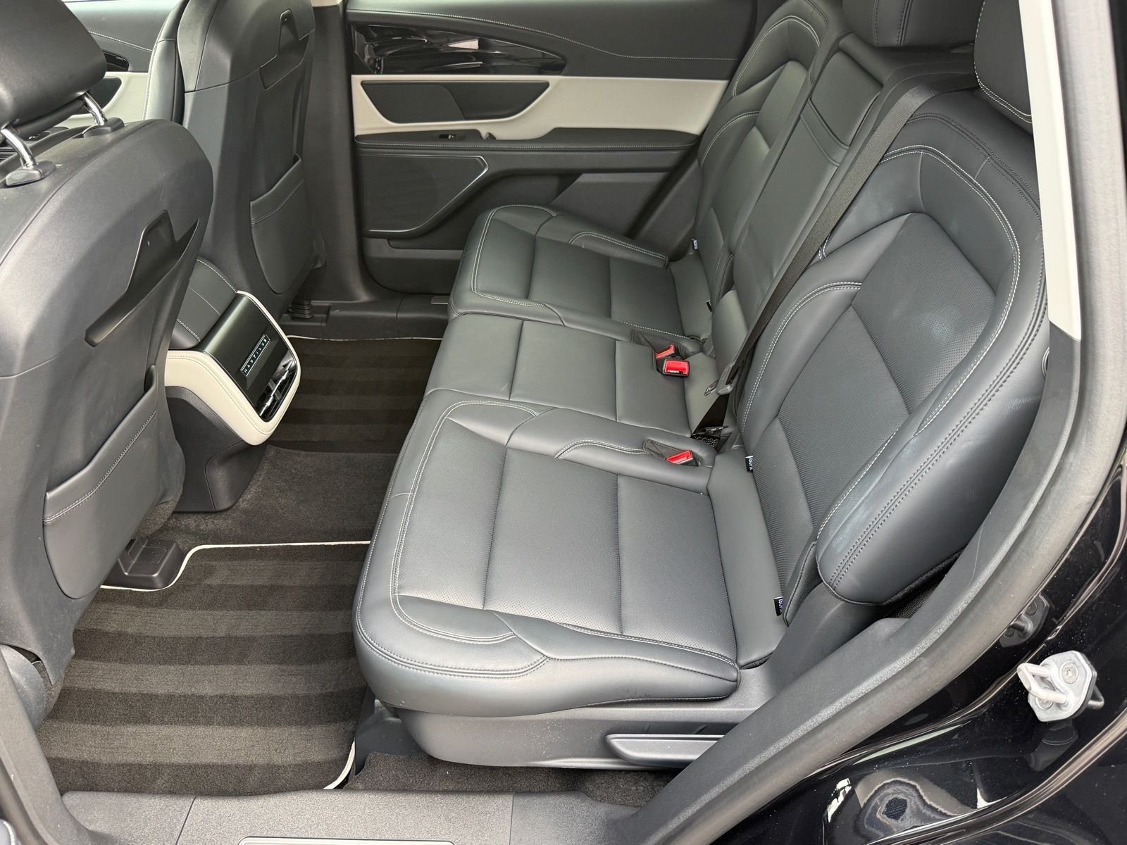 2025 Lincoln Nautilus Premiere - Photo 11