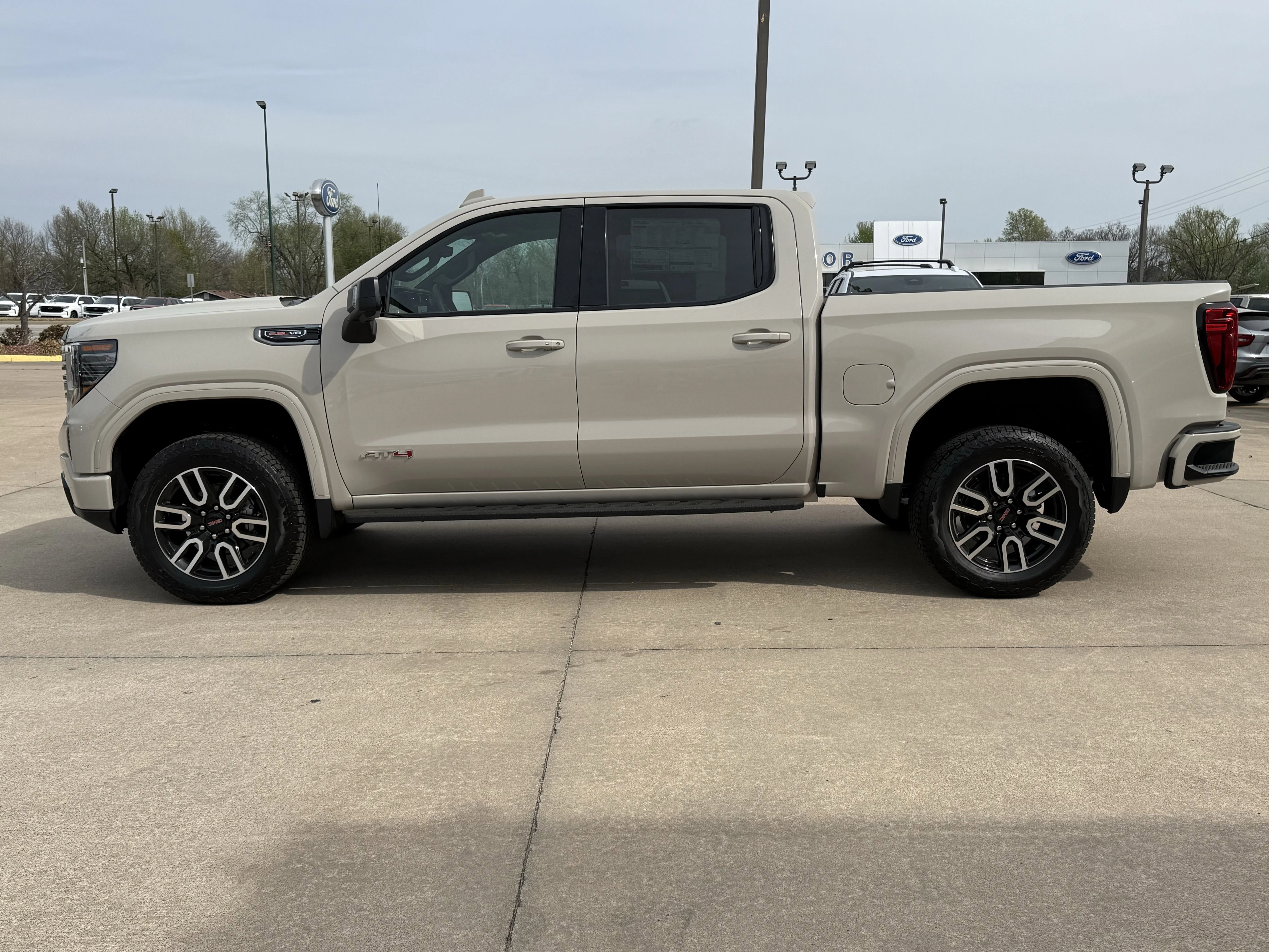 2026 GMC Sierra 1500 AT4 - Photo 12