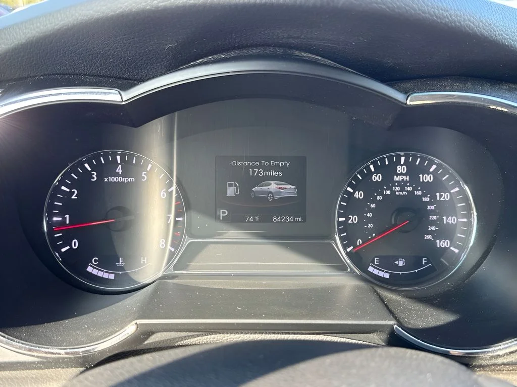 Used 2013 Silver Kia SX image 22