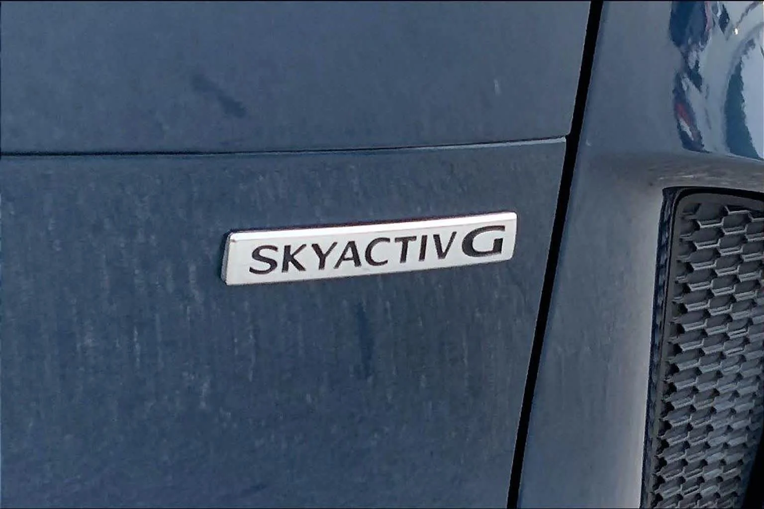 Used 2025 Ingot Blue Metallic Mazda 2.5 S Preferred Package image 9