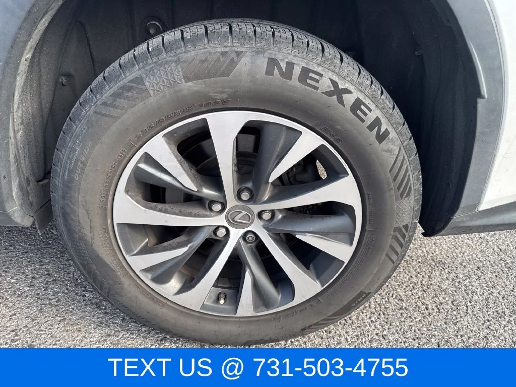 Used 2020 White Lexus 350 image 25