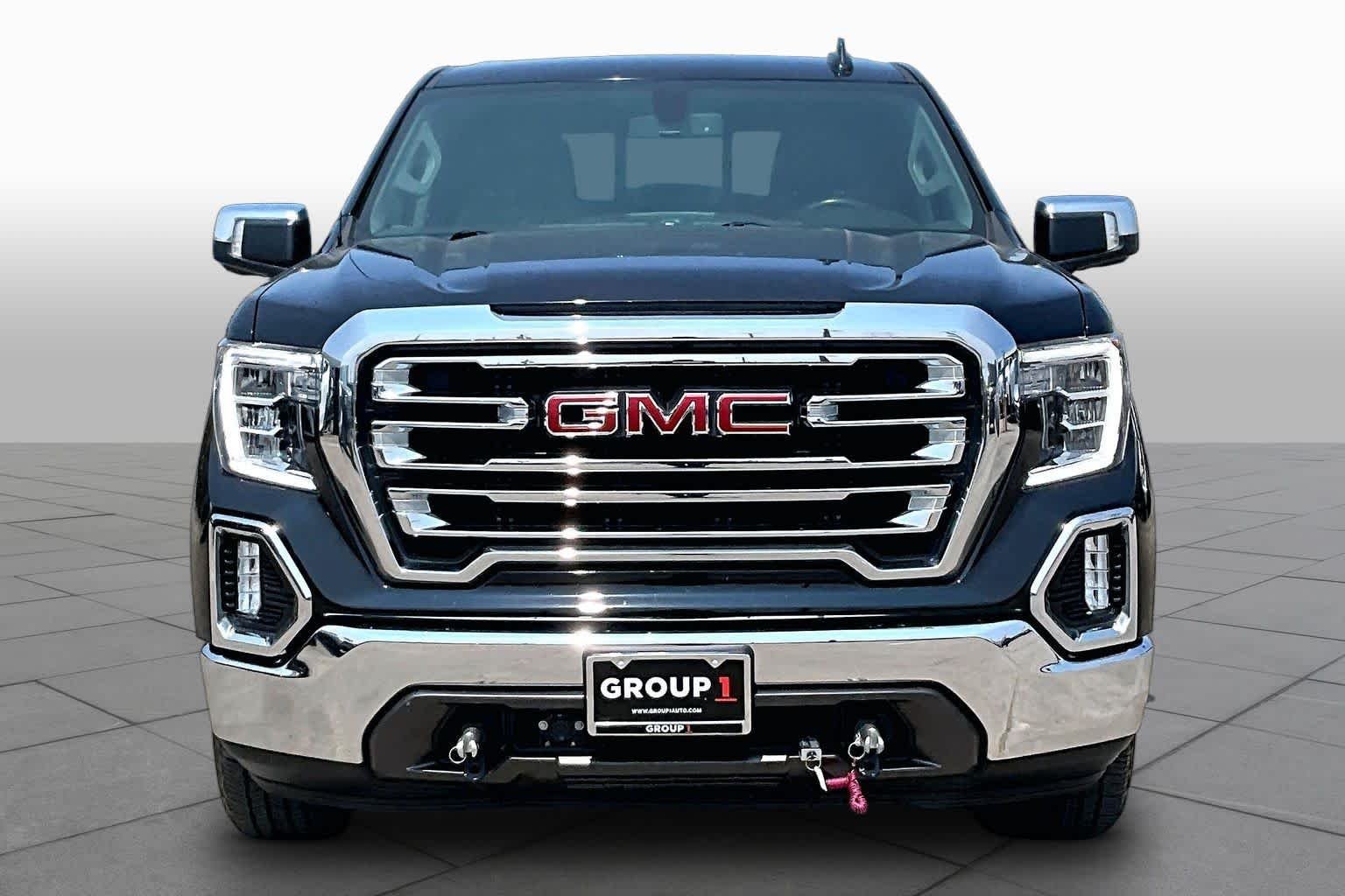 Used 2021 Onyx Black GMC SLT image 4