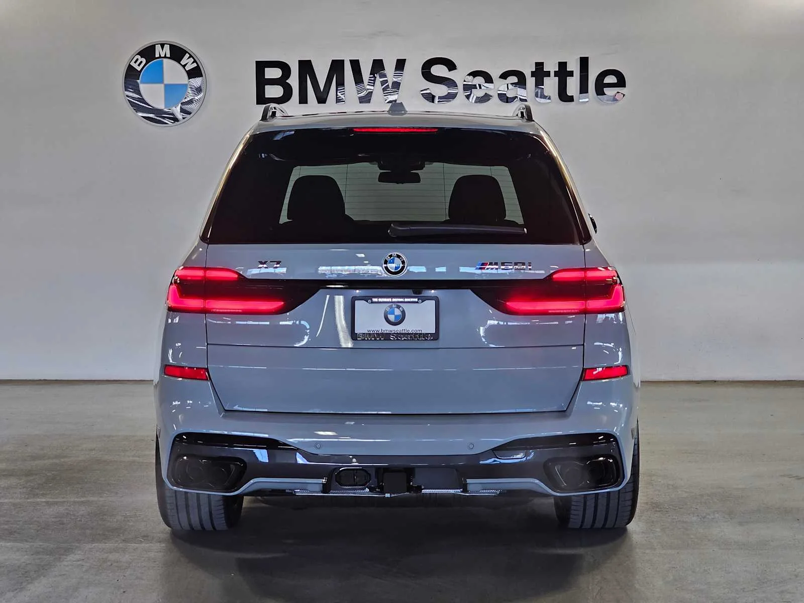 New 2026 Brooklyn Grey Metallic BMW M60i image 5