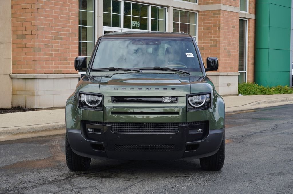 New 2026 Woolstone Green Land Rover S image 4