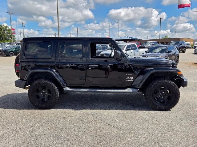Used 2019 Black Jeep Unlimited Sahara image 14