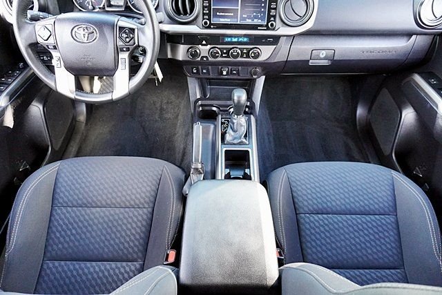 Used 2021 Black Toyota SR5 image 21