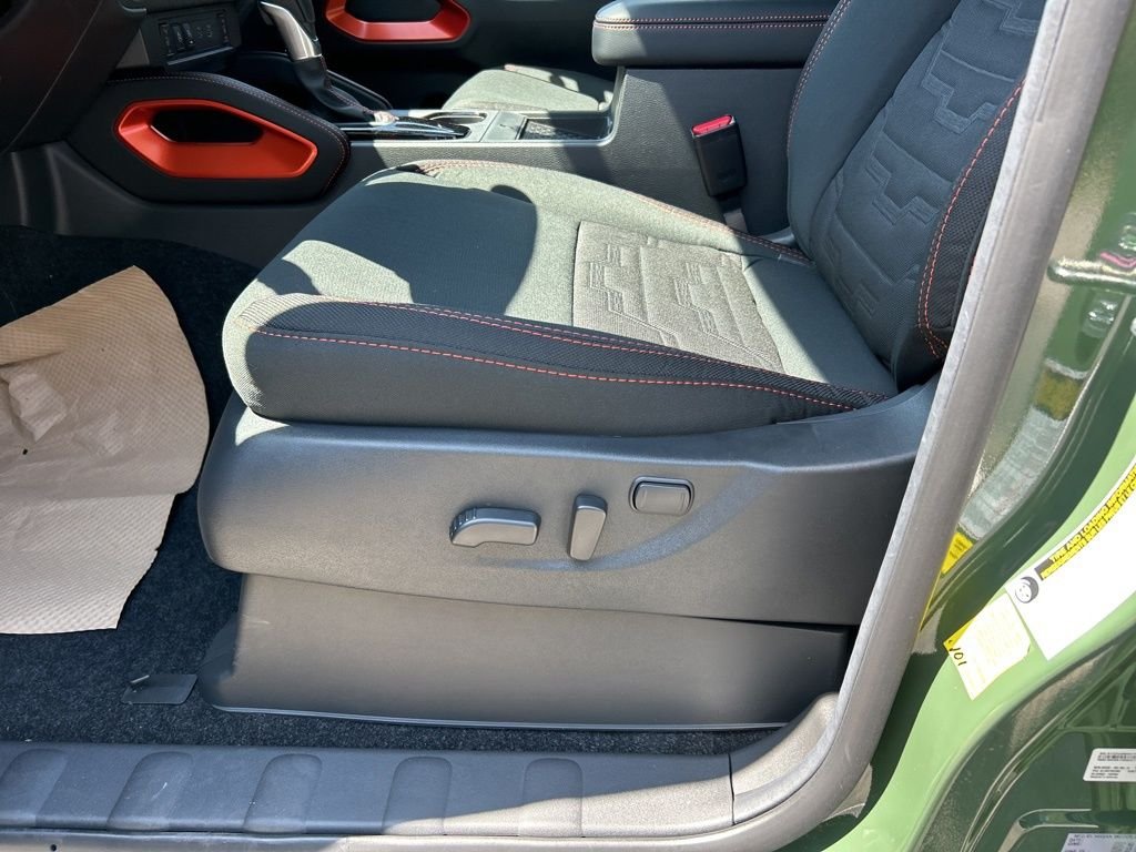 2025 Nissan Frontier PRO-4X - Photo 11