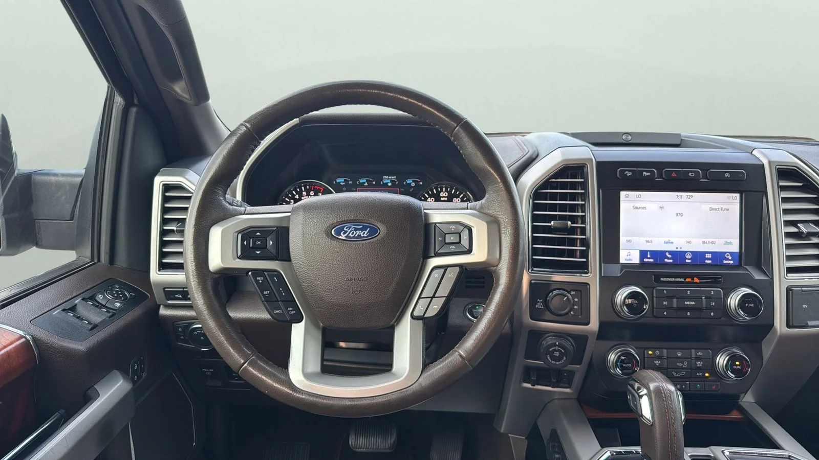 Used 2020 White Ford King Ranch image 12