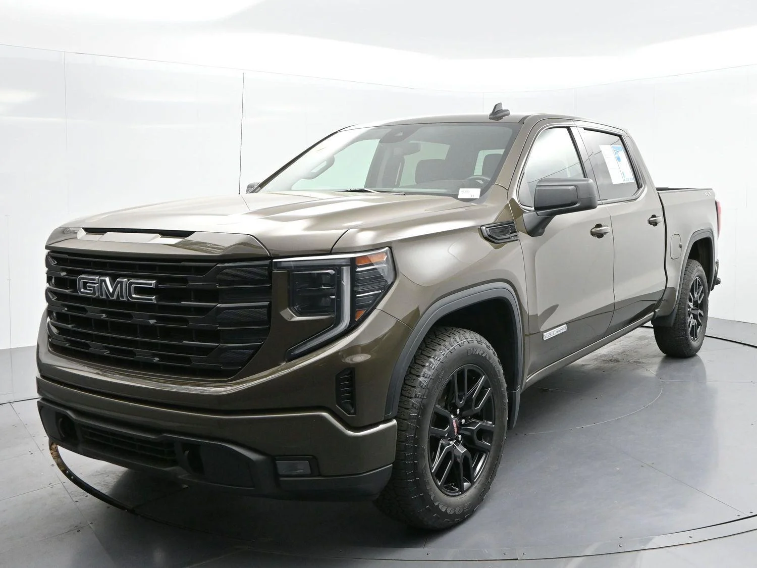 Used 2023 Deep Bronze Metallic GMC Elevation image 3