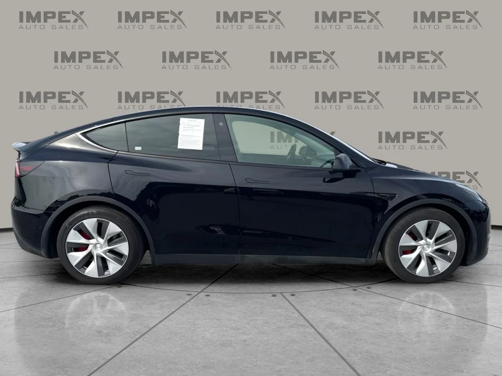Used 2022 Black Tesla Performance image 6