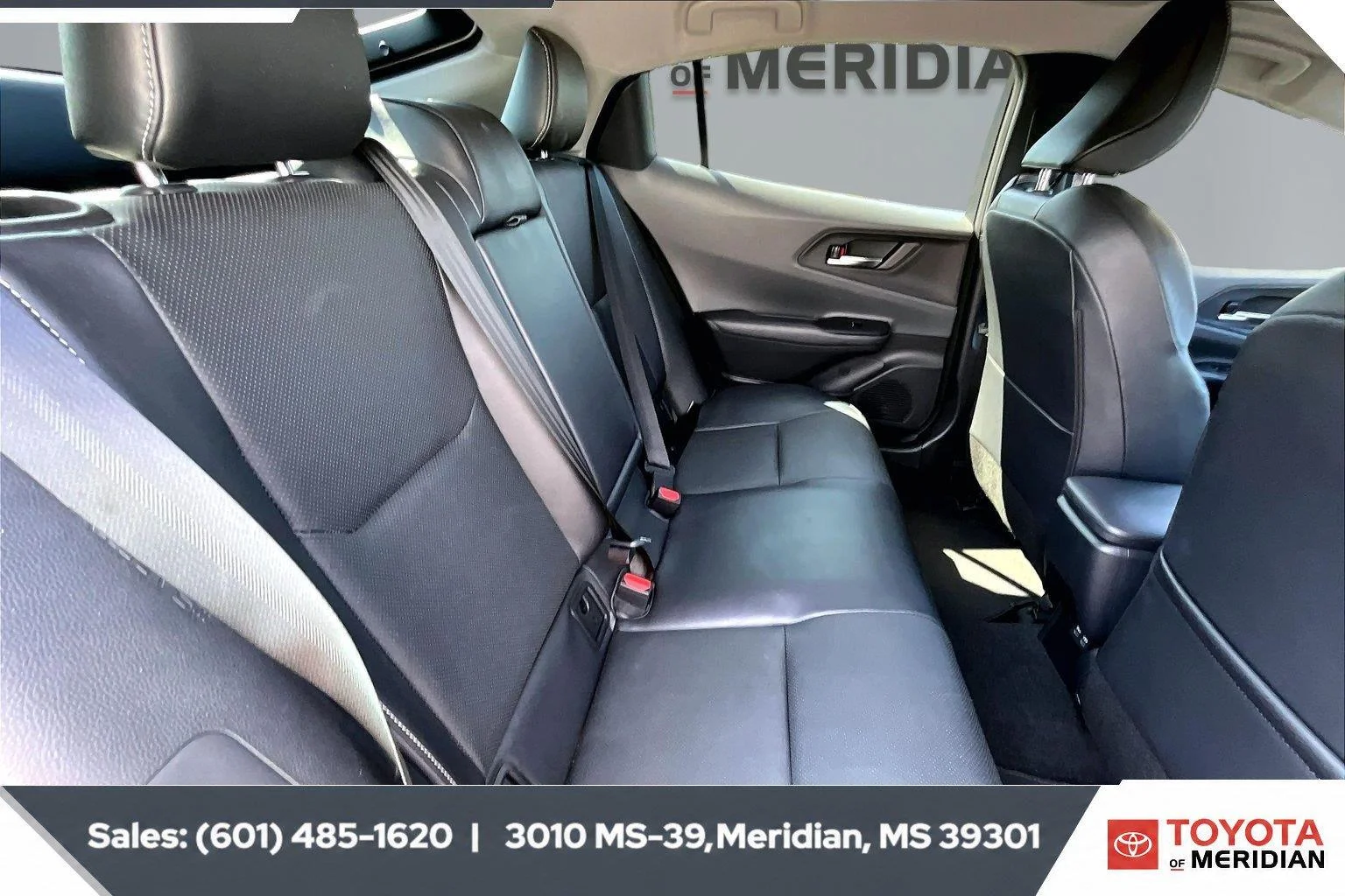 Used 2024 Wind Chill Pearl Toyota Limited image 20