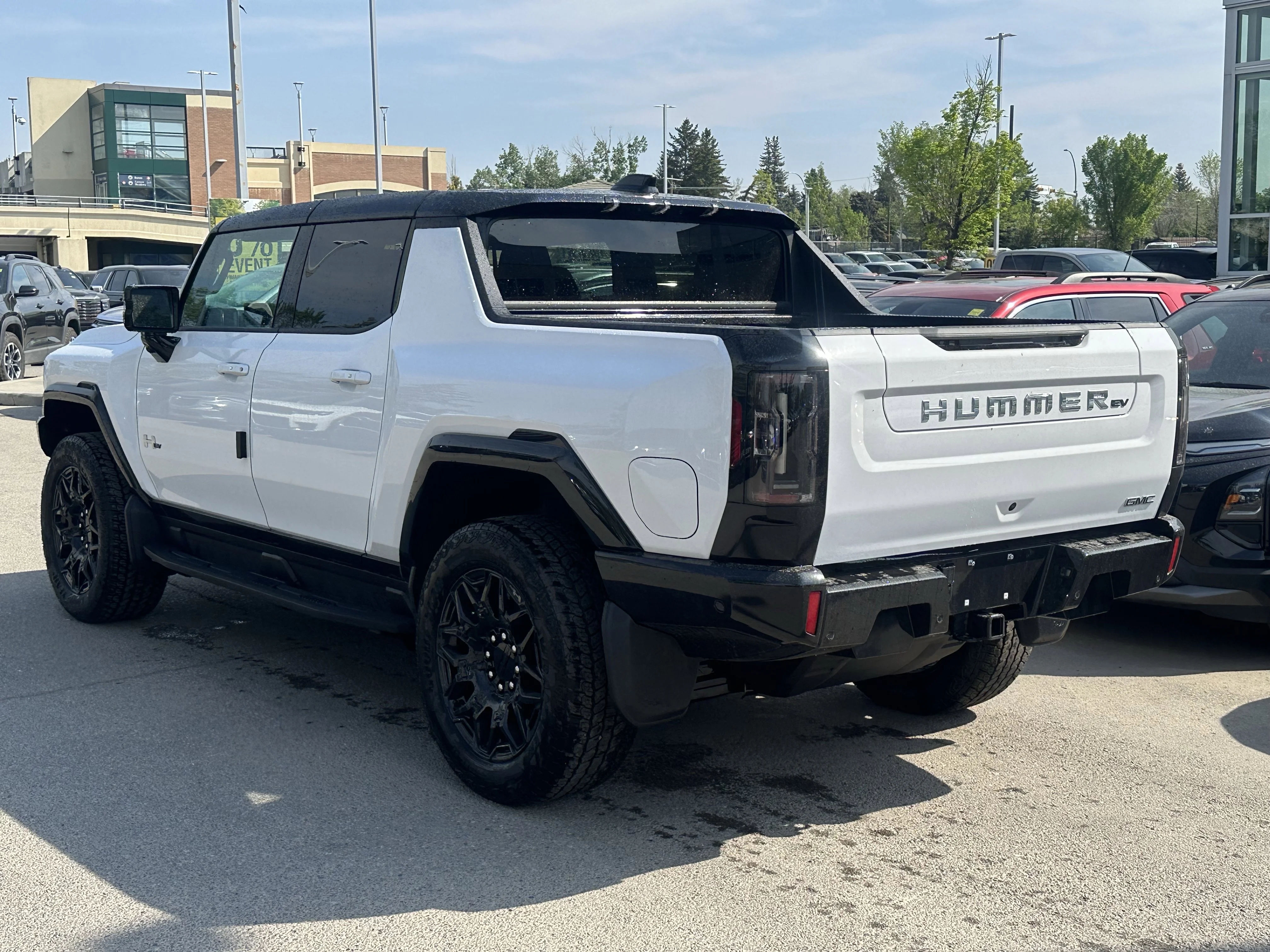 New 2026 Interstellar White GMC 2X image 4