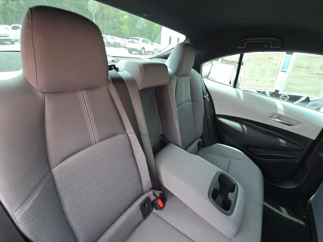 Used 2024  Toyota SE image 14
