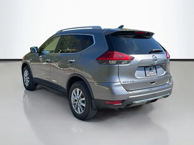Used 2017 Gray Nissan SV image 5