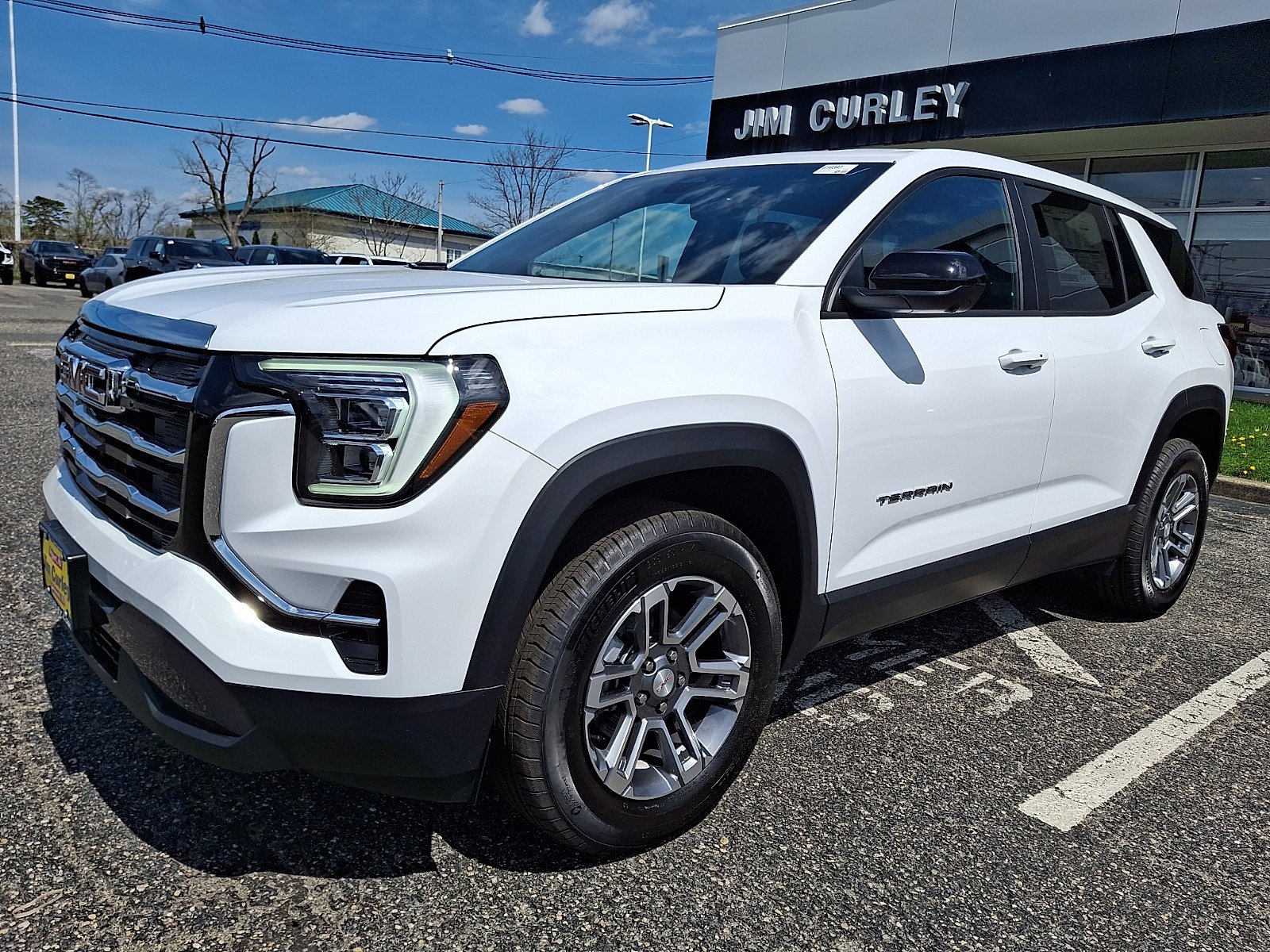 New 2026 Summit White GMC Elevation image 2