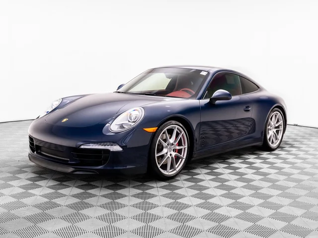 2015 Porsche 911 Carrera 4S