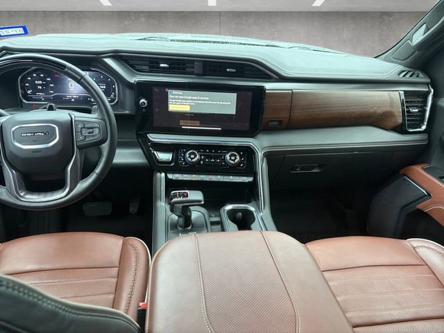 Used 2025 Silver GMC Denali Ultimate image 3