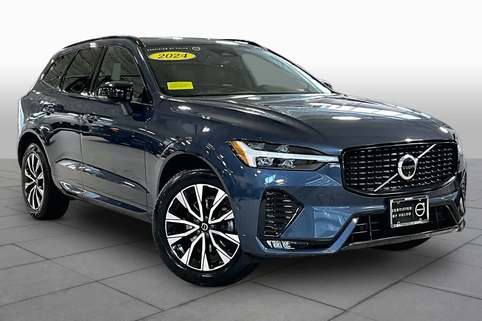 Used 2024 Denim Blue Volvo Plus image 3