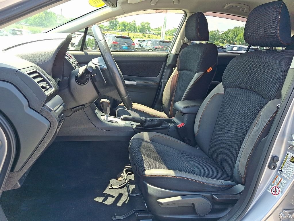 Used 2016 Silver Subaru 2.0i Premium image 15
