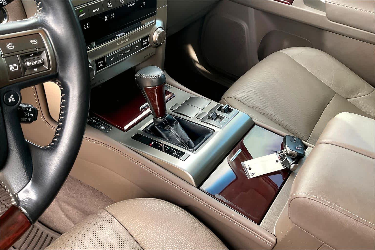 Used 2018 Silver Lining Metallic Lexus Premium image 16