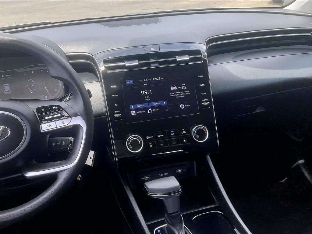 Used 2023 Silver Hyundai SE image 18