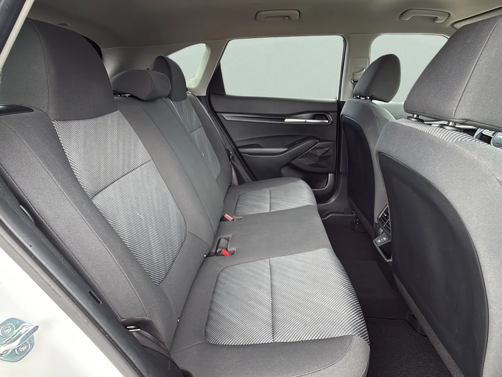 Certified Used 2024 White Kia LX image 13