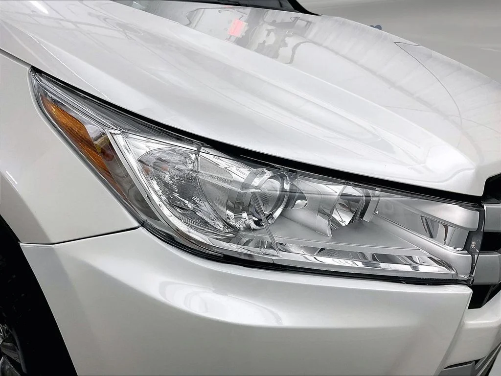Certified Used 2019 White Toyota LE image 34