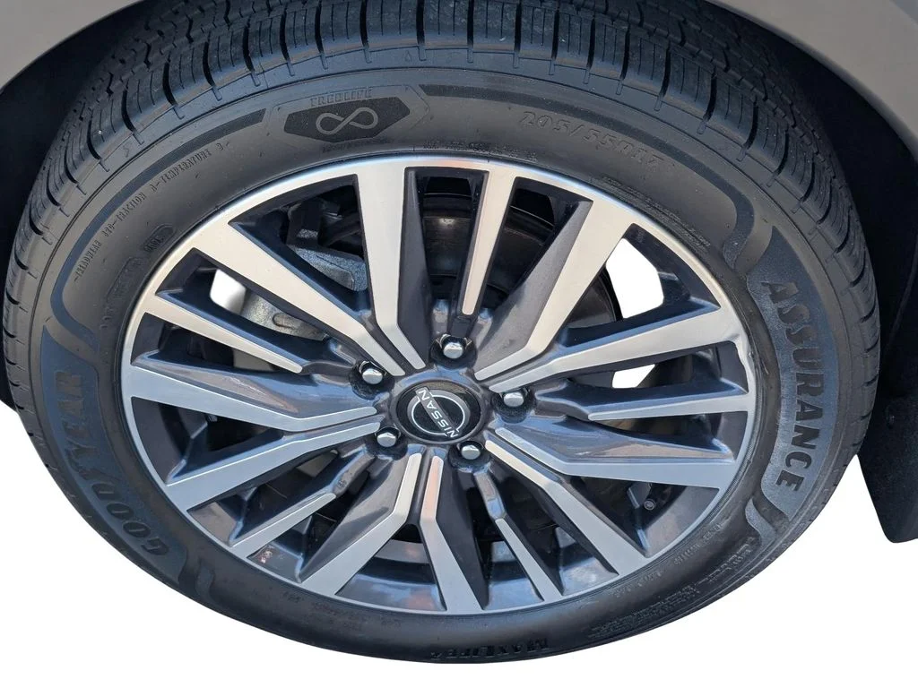 Used 2023 Black Nissan SV image 12
