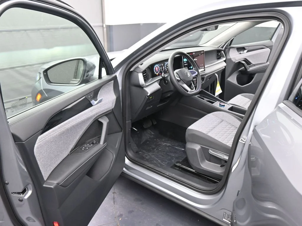 2026 Volkswagen Tiguan S - Photo 39