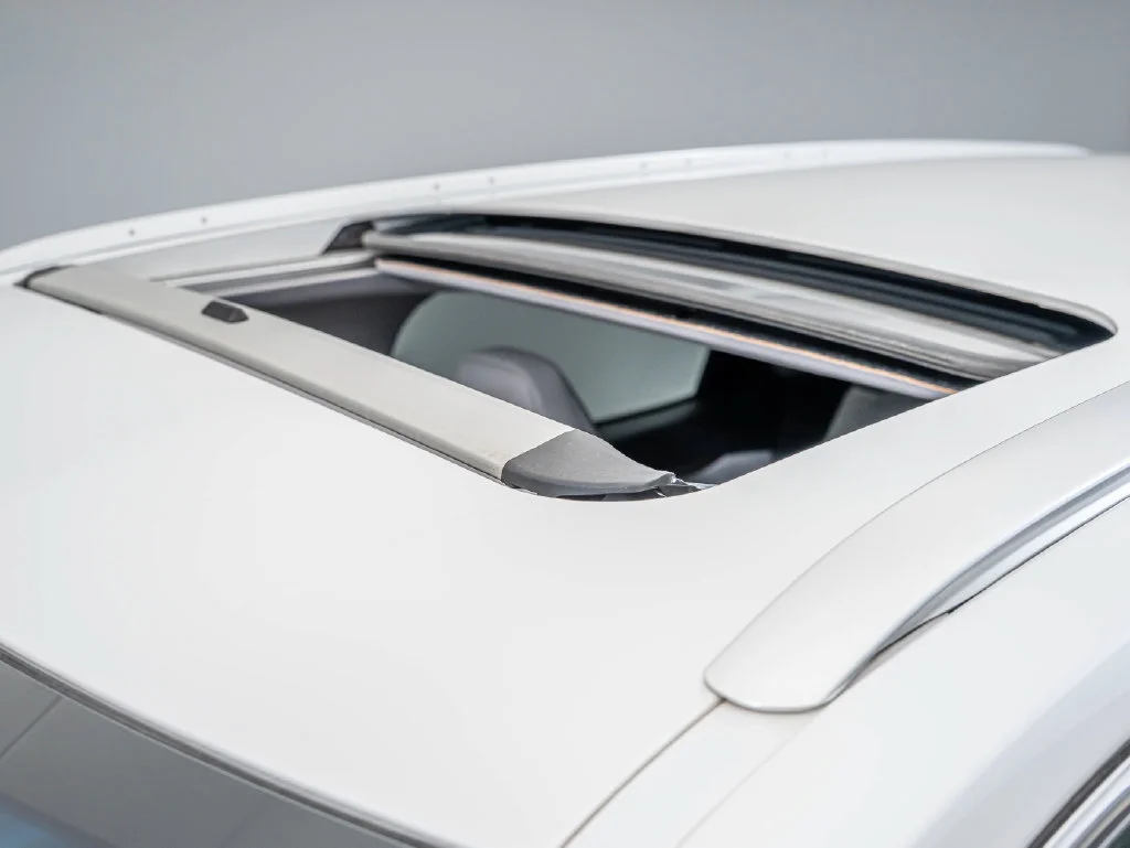 Used 2019 Eminent White Pearl Lexus 350L image 14