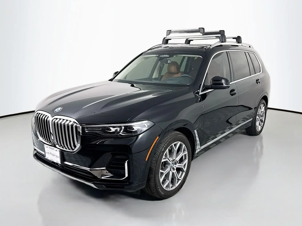 2022 BMW X7 xDrive40i's photo