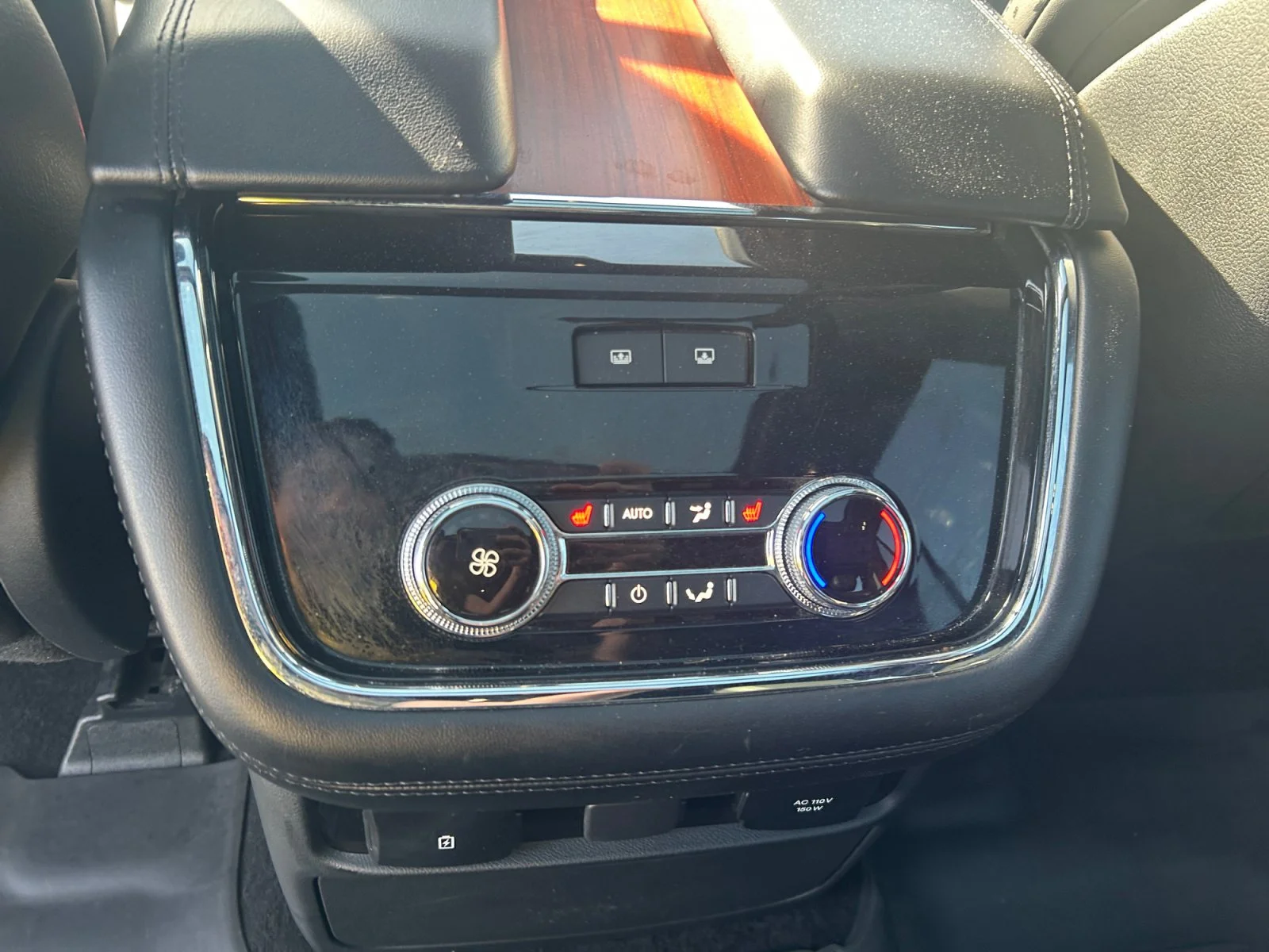 Used 2020 BLACK Lincoln RESERVE image 21
