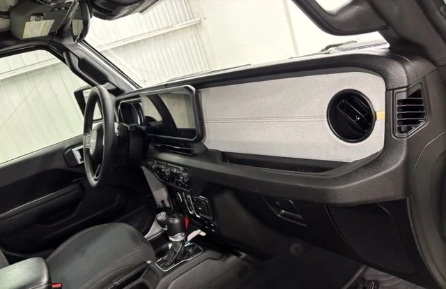 Used 2024 Silver Jeep Sport S image 16