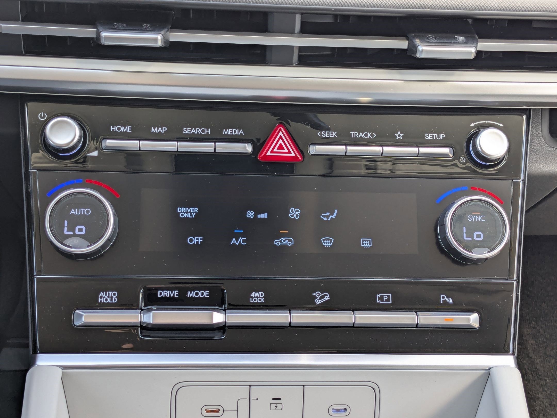 2026 Hyundai Santa Fe SE - Photo 24