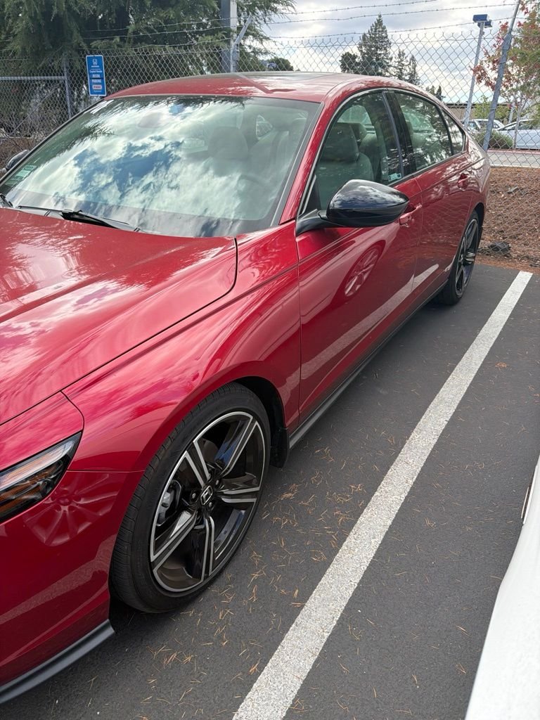 Certified Used 2026 Radiant Red Metallic Honda SE image 2