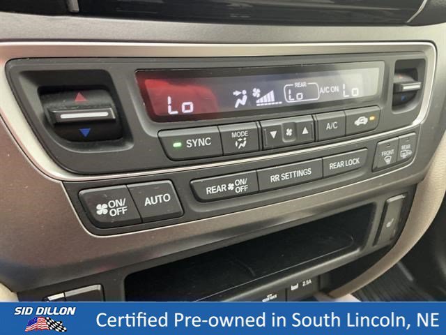 Used 2021 White Honda EX-L image 12