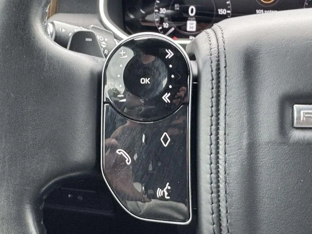 Used 2019 Black Land Rover 5.0L V8 Supercharged image 25